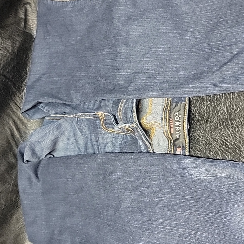 Torrid button and zipper fly jeans size 18R Elastic waist. - Picture 9 of 13